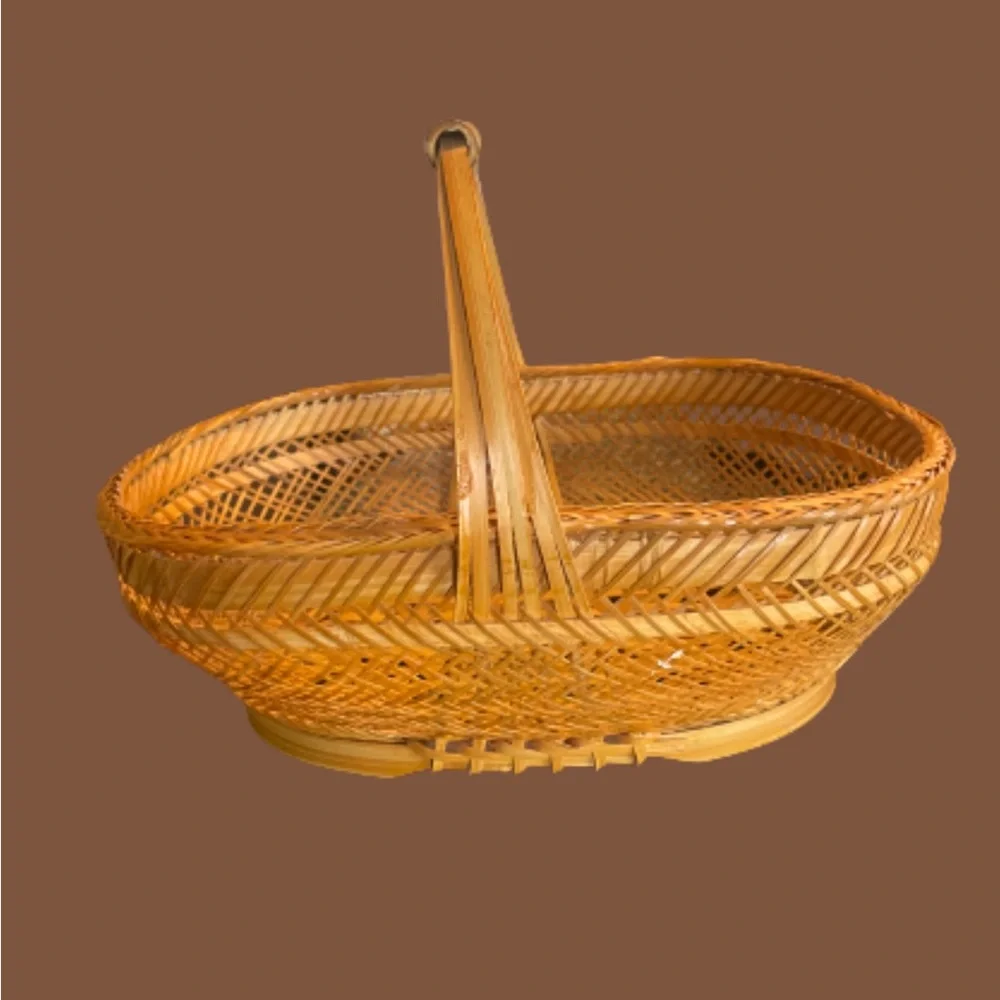 Vintage wicker basket‎ gathering garden tan woven retro farmhouse tan large